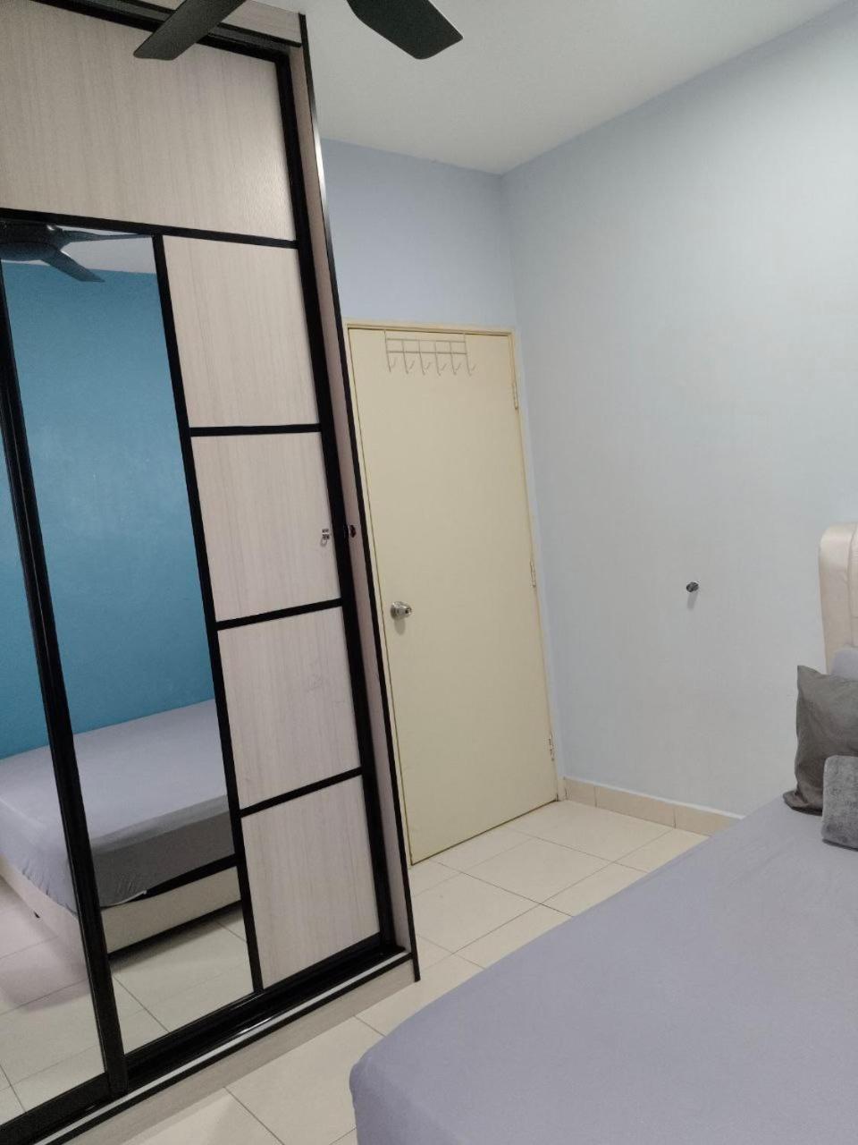 Nena Homestay Setia Alam, Air Conditioned, High Speed Internet Σαχ Αλάμ Εξωτερικό φωτογραφία